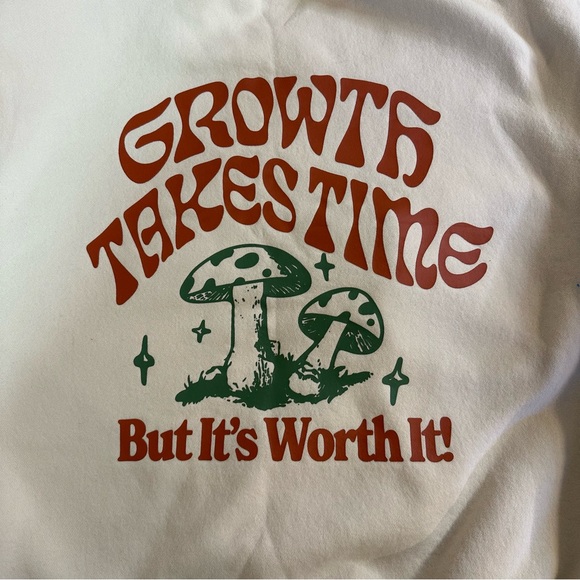 The Mayfair Group Growth Takes Time Crewneck Sweater S/M - Picture 10 of 12